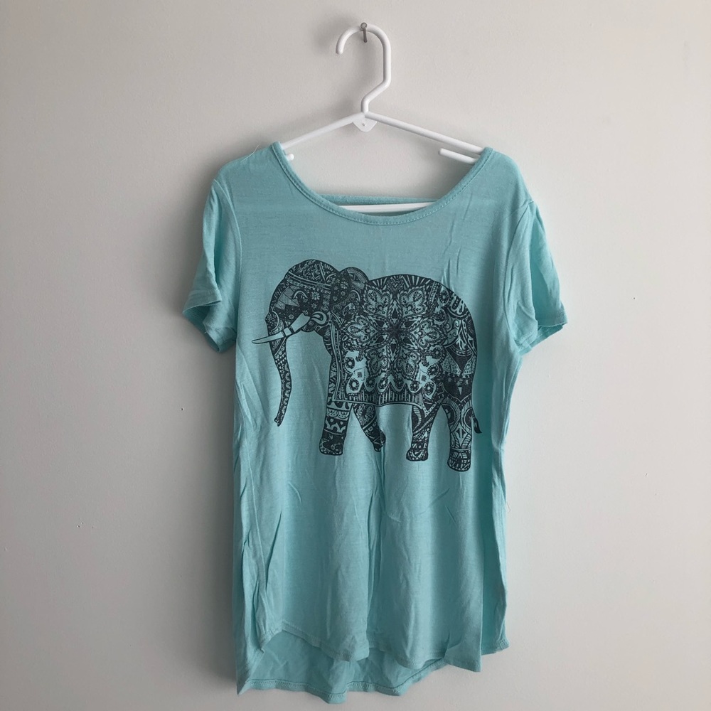 Tee